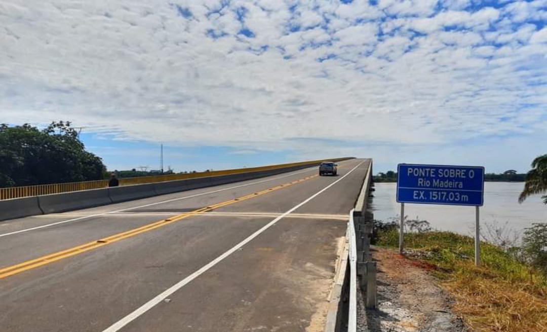 Tráfego na ponte do Madeira é liberado um dia após inauguração